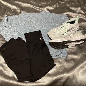 Blue cropped long sleeve, Knox rose, size xs